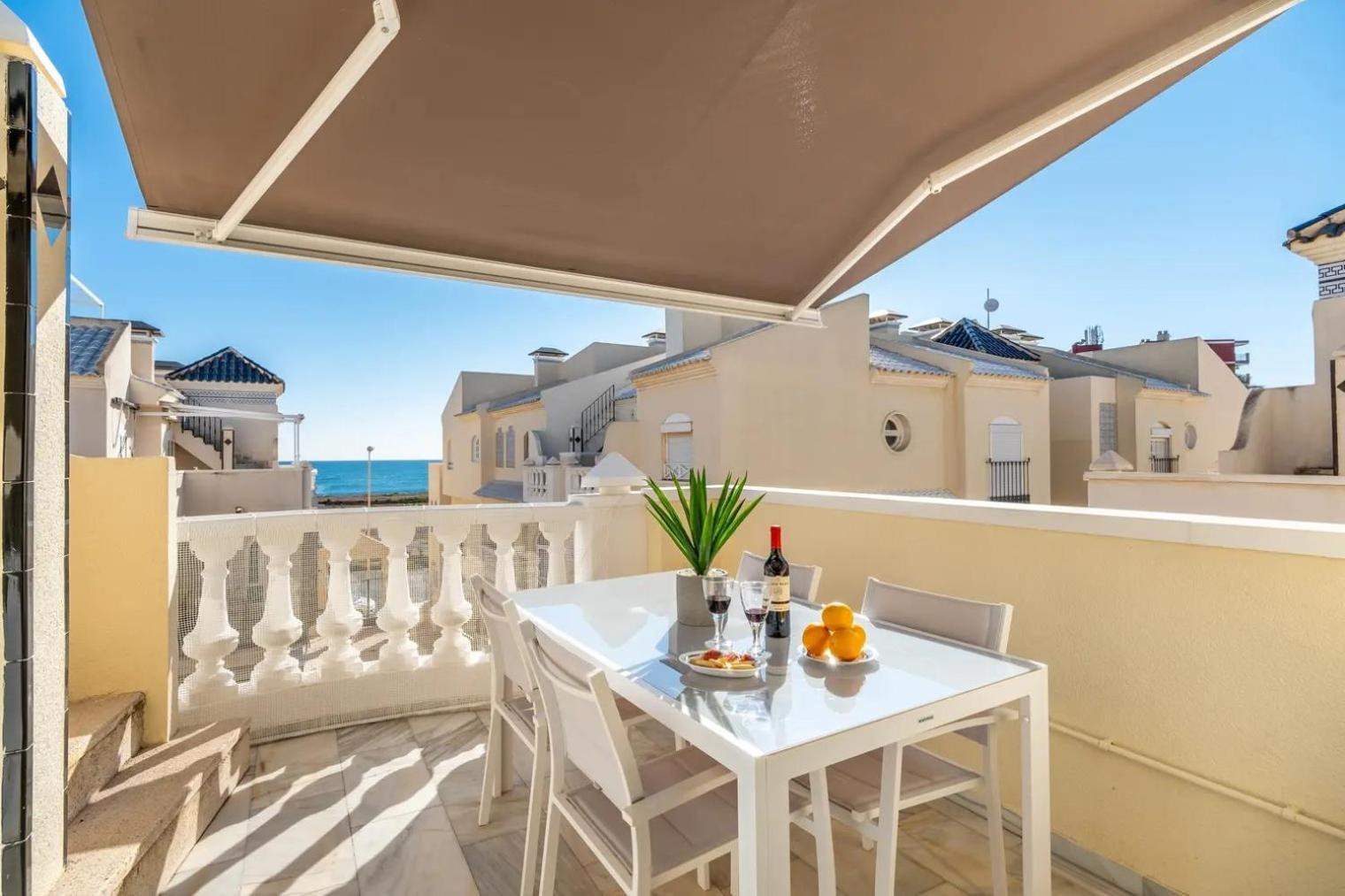 Amazing Penthouse On The Beach, Sea Views, Wifi, Airconditioning And Parking Apartment Torrevieja